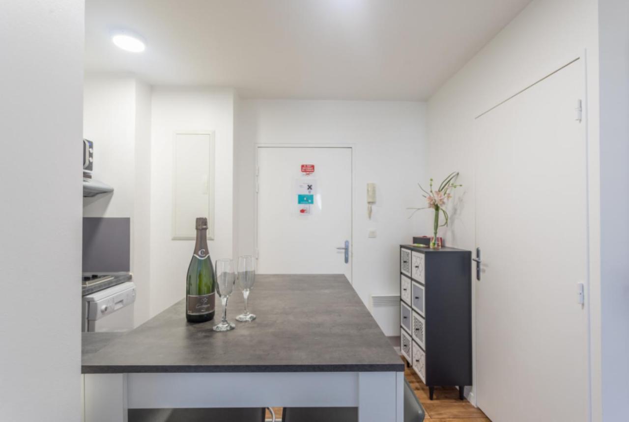 מונטבראן Appartement Confort Paris מראה חיצוני תמונה